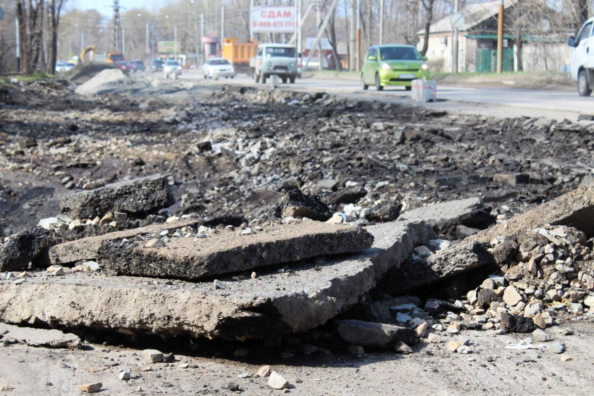 Горлышко сужается: в Хабаровске начали ремонт проспекта 60-летия Октября
