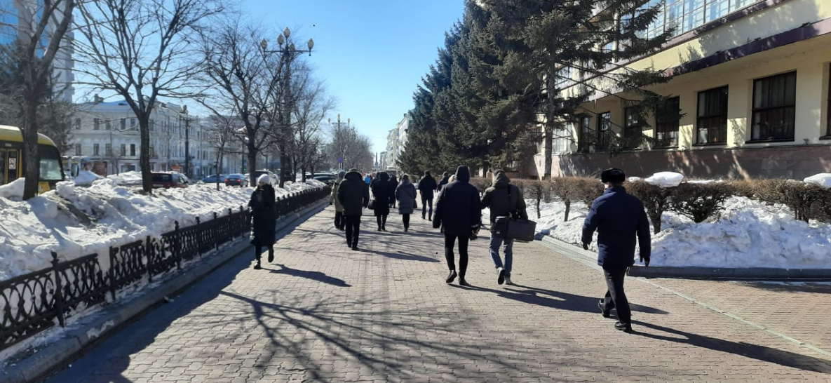 Хабаровск осадки. Март в Хабаровске. Хабаровск весной фото. Хабаровск в марте.