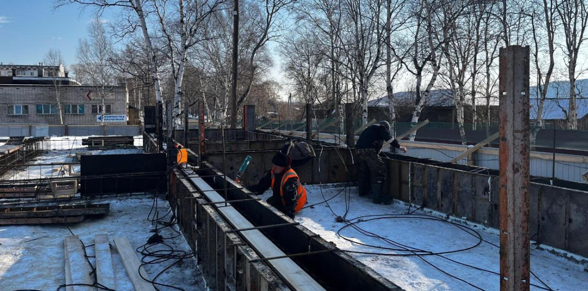 В Николаевске-на-Амуре начато строительство деревянного 14-квартирного дома