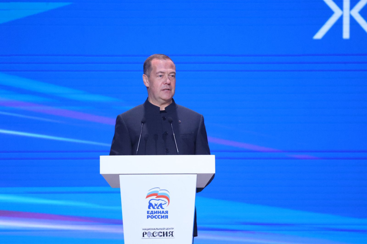Дмитрий Медведев отметил вклад «Женского движения Единой России» в поддержку фронта