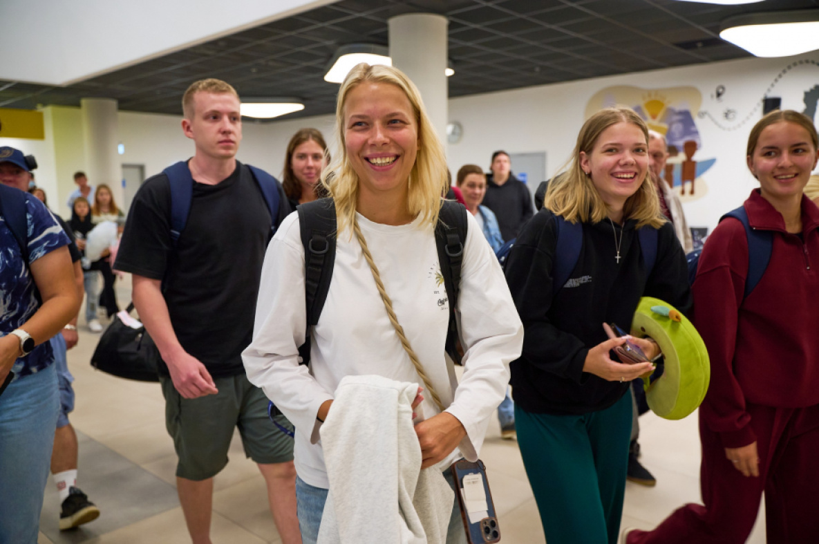 Сборная России по кёрлингу прилетела тренироваться в Хабаровск