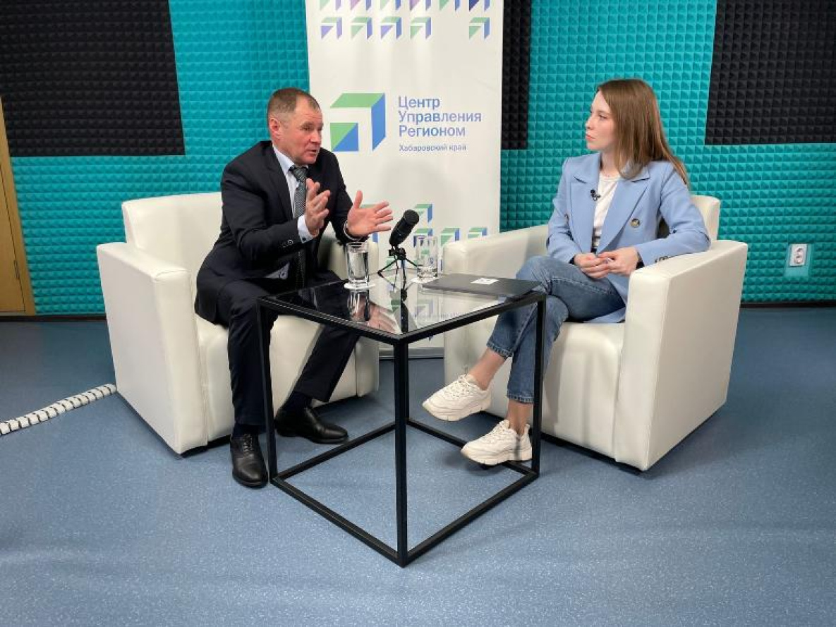 Глава Вяземского района Хабаровского края ответил на вопросы местных жителей