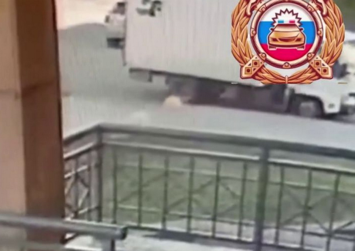 Грузовик насмерть сбил пенсионерку в центре Хабаровска