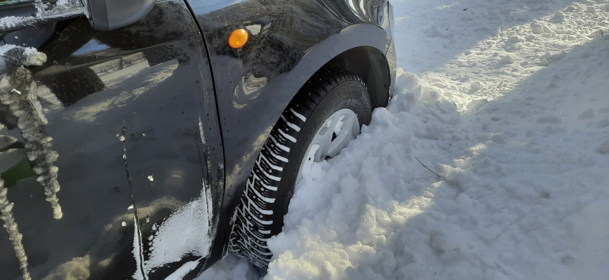 Хабаровские дорожники обещают справиться со снегом за сутки
