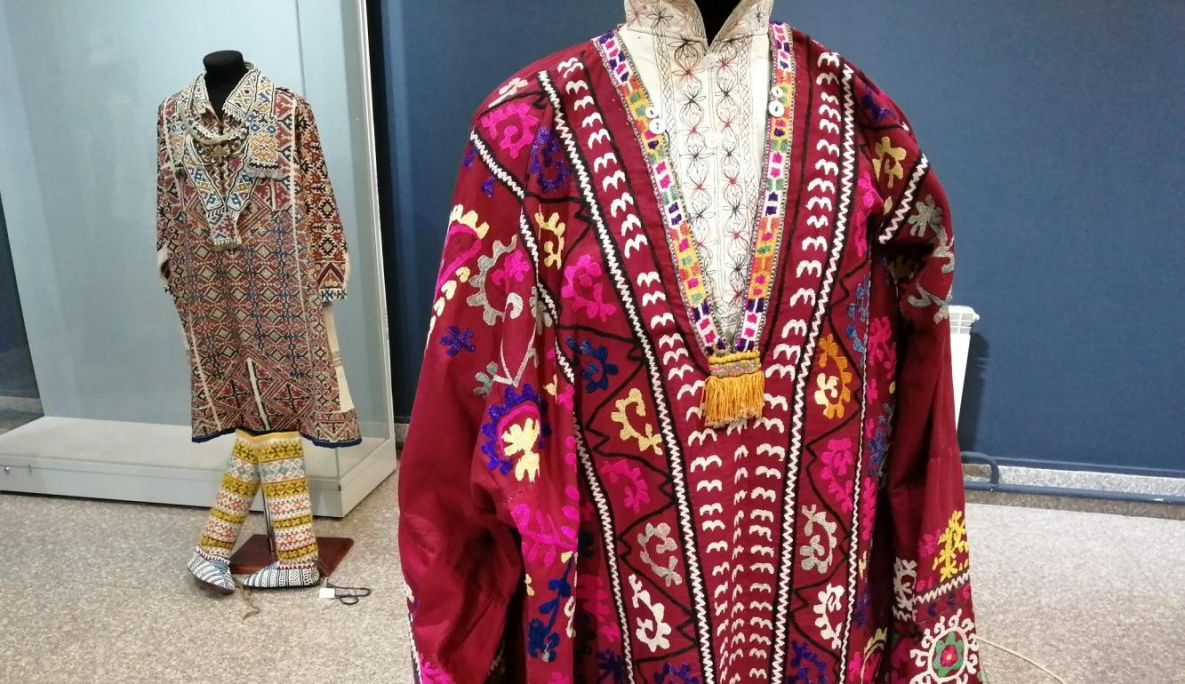 Шедевры вышивки костюмов народов России покажут в Хабаровске