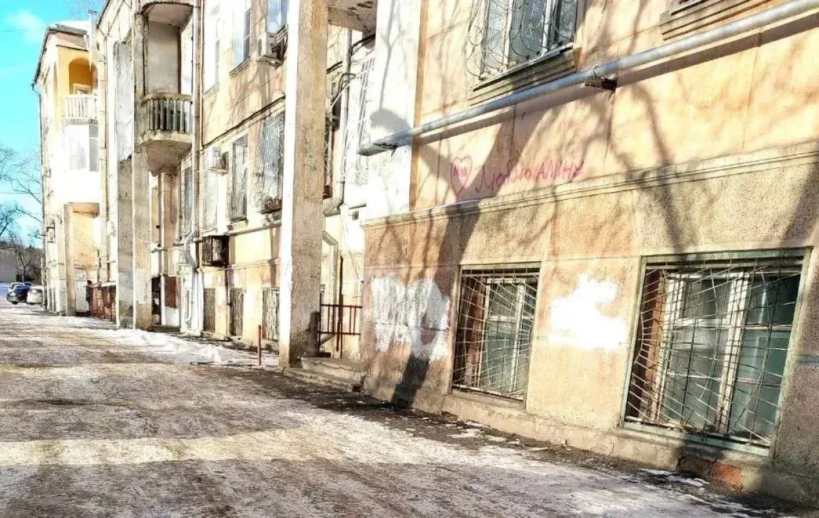 В Хабаровске директора управляющей компании наказали за сосульки и лёд