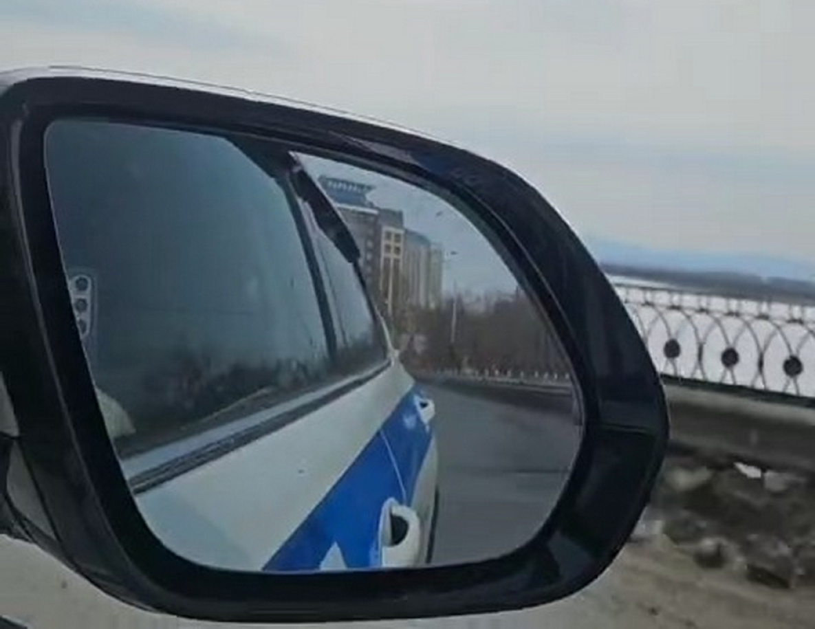 18-летний пьяный водитель ездил по Комсомольску-на-Амуре без прав и номеров