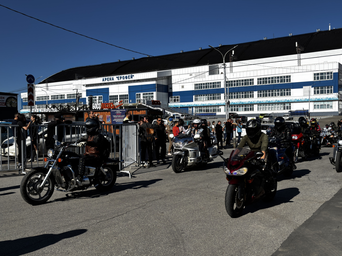 В Хабаровске знойно закрыли мотосезон