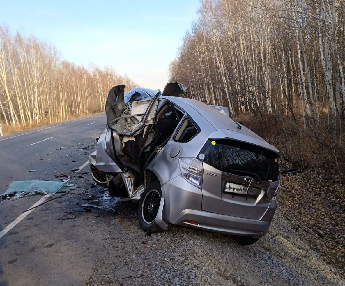 В Хабаровском крае два человека погибли в страшном ДТП