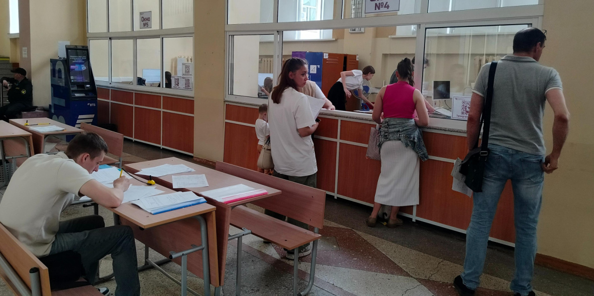 Хабаровским абитуриентам напомнили сроки зачисления на бюджет