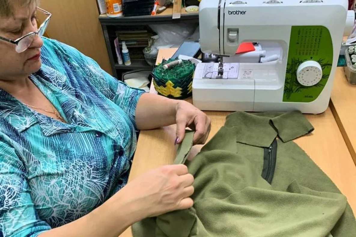 Мастерицы из Хабаровского района одевают участников СВО