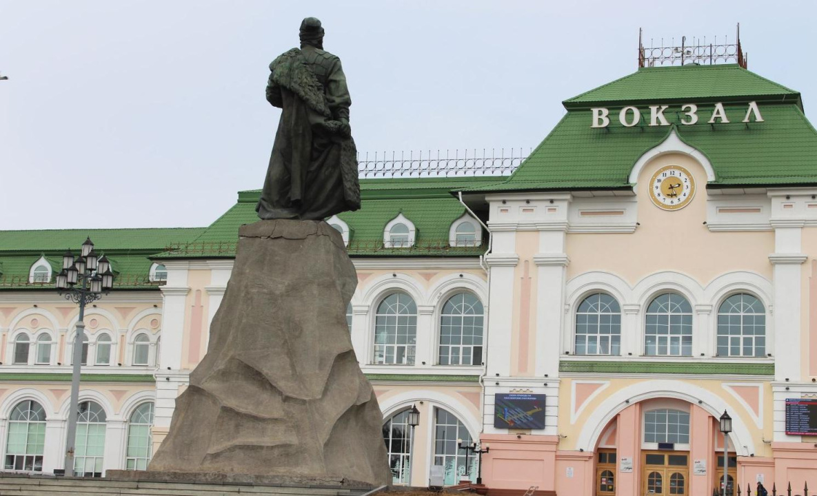 Пассажирские поезда задерживаются с прибытием в Хабаровск из-за аварии на ЗабЖД