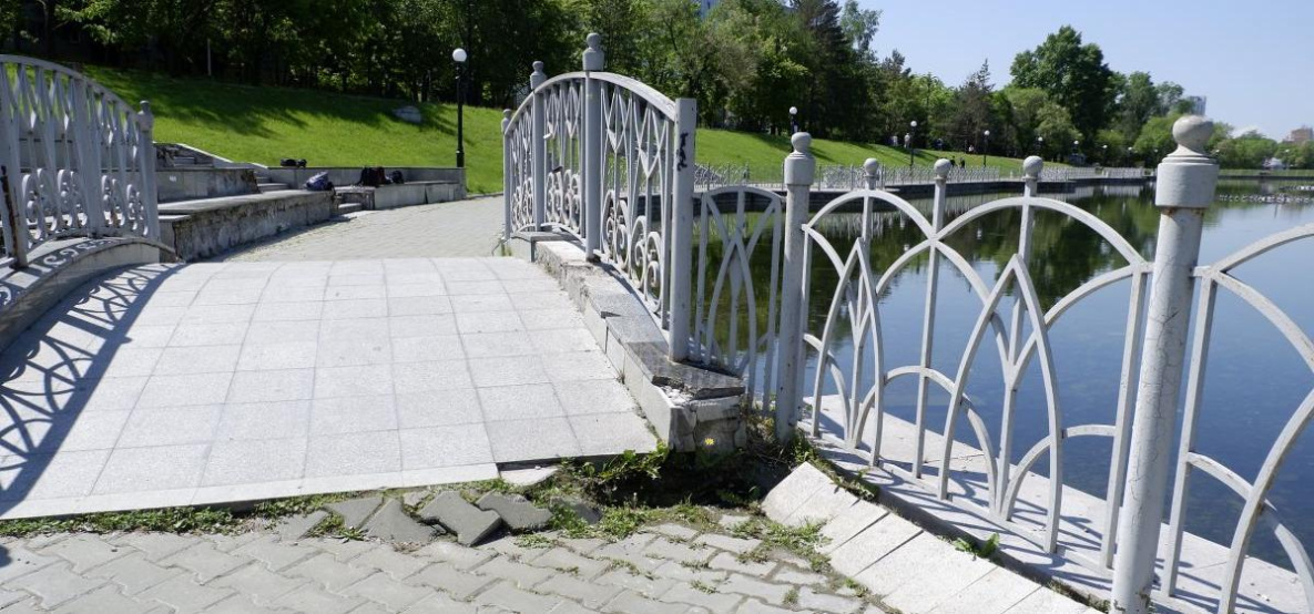 В Хабаровске городские пруды ветшают всё больше