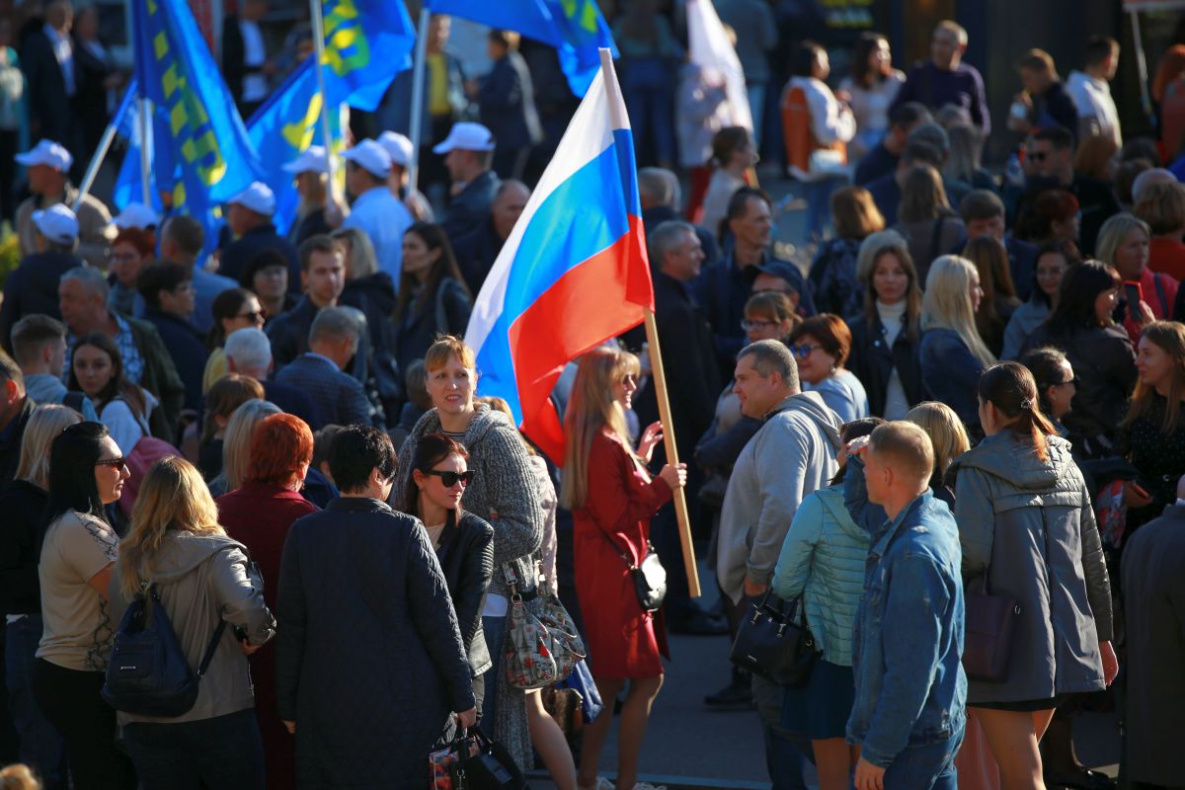 Жители Хабаровска поддержали референдумы на митинге-концерте