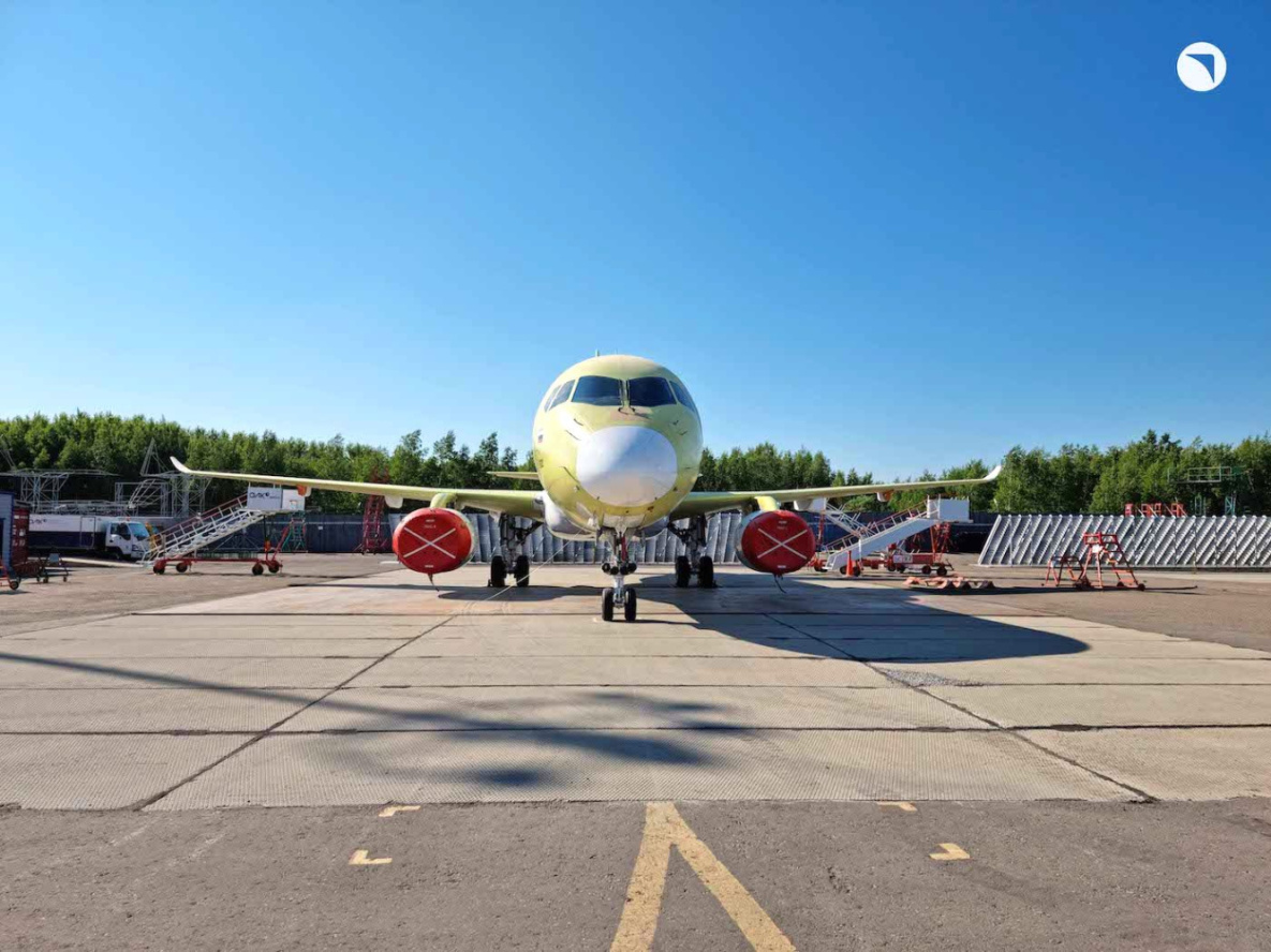 Первый SSJ-NEW передан на лётно-испытательную станцию в Хабаровском крае