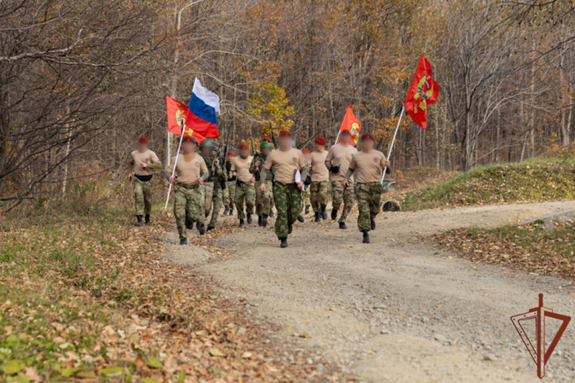 Спецназовцы в Хабаровском крае прошли испытания на право ношения краповых беретов