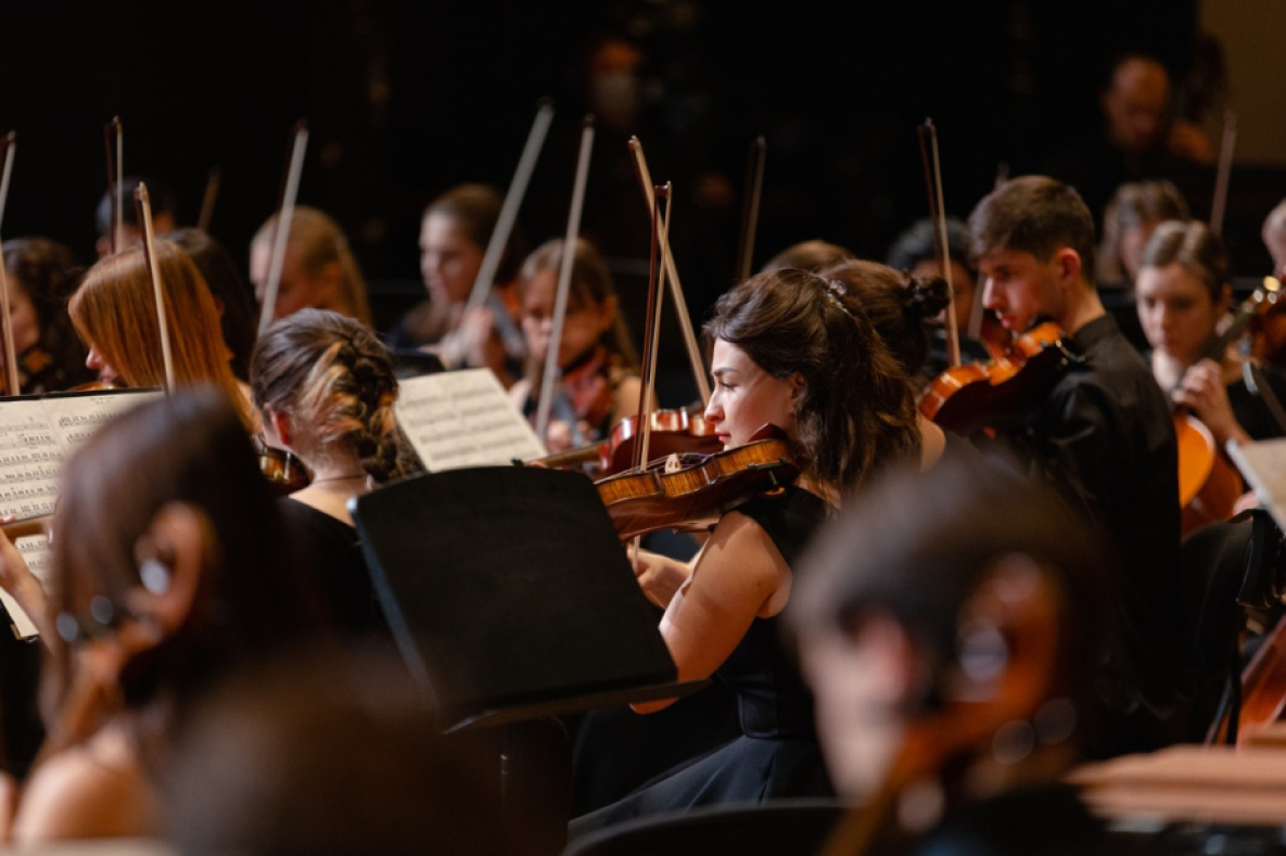 В Хабаровск с концертом приедет Российский молодежный симфонический оркестр