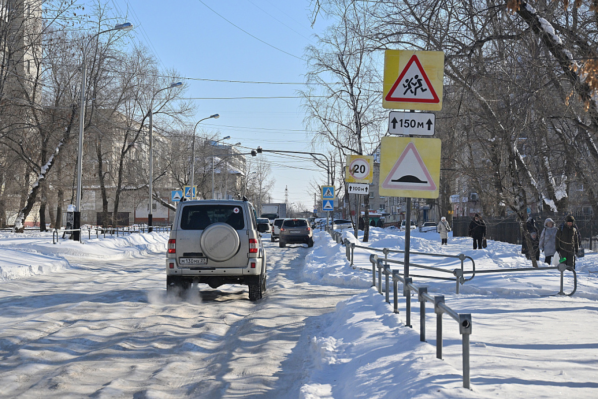 Хабаровские коммунальщики получили выговоры за плохую уборку дорог