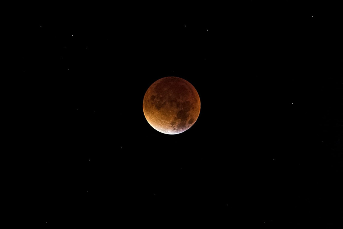 Хабаровчане увидят «кровавое» лунное затмение