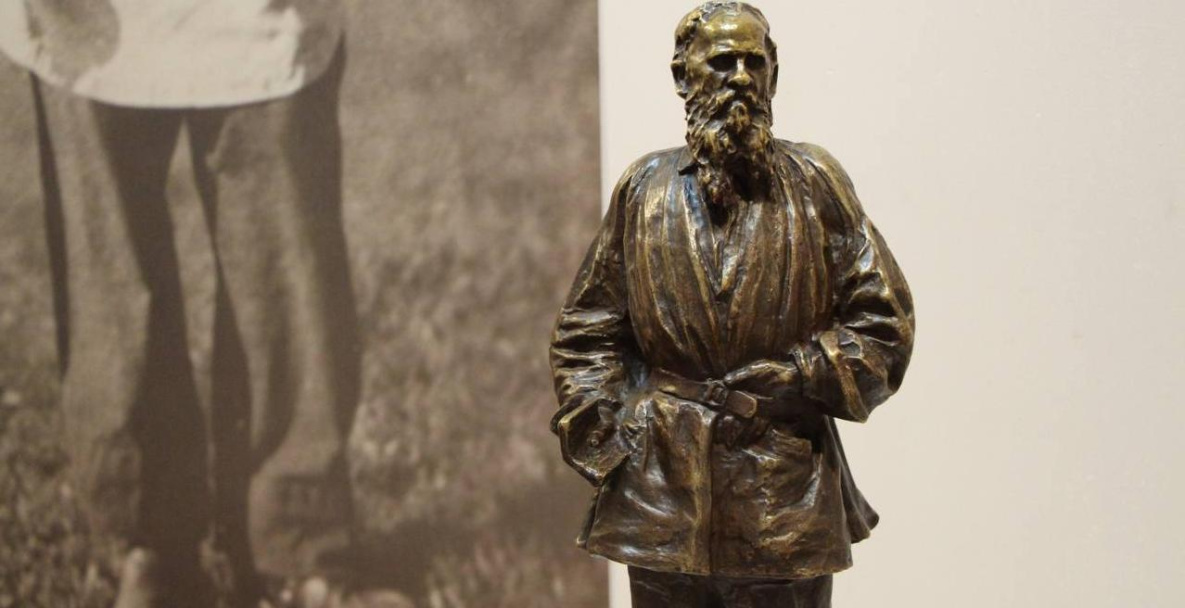 В ДВХМ в Хабаровске открылась выставка, посвящённая Льву Толстому 