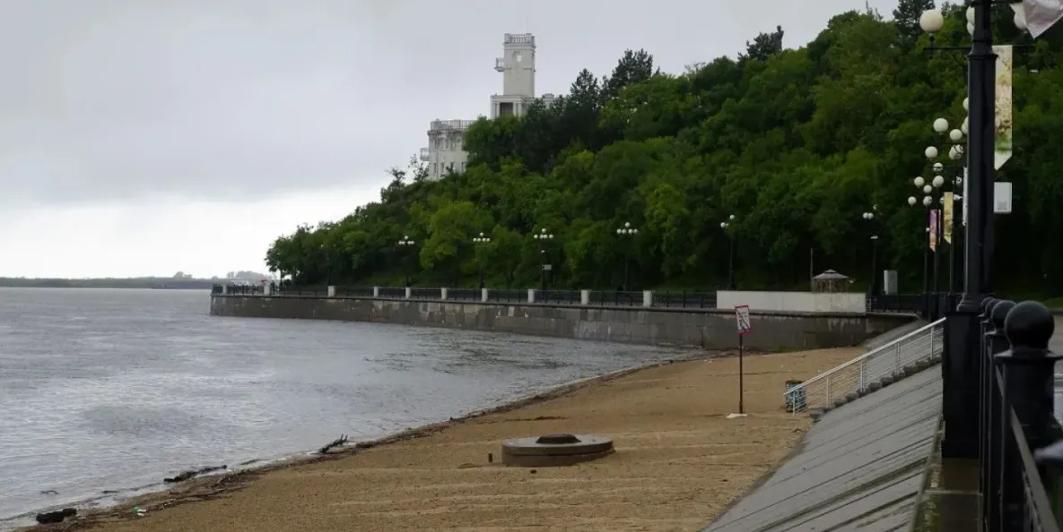 Теплоходы в Хабаровске меняют место посадки пассажиров из-за уровня Амура