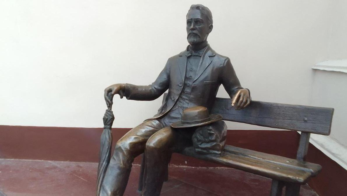 Сквер и памятник писателю Антону Чехову появятся в Хабаровске