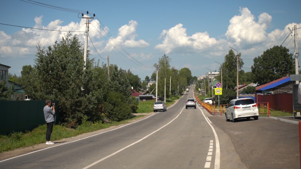 В пригороде Хабаровска обезопасили путь к школе