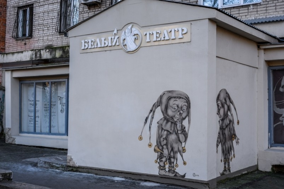 Белый театр в Хабаровске приостановил продажу мебели