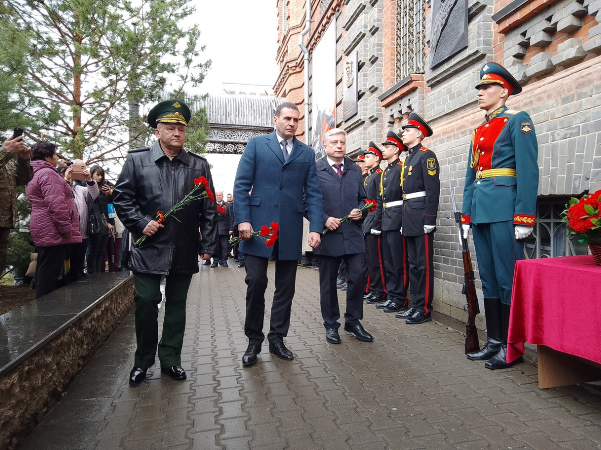 Память генерала Иосифа Родионовича Апанасенко увековечили в Хабаровске