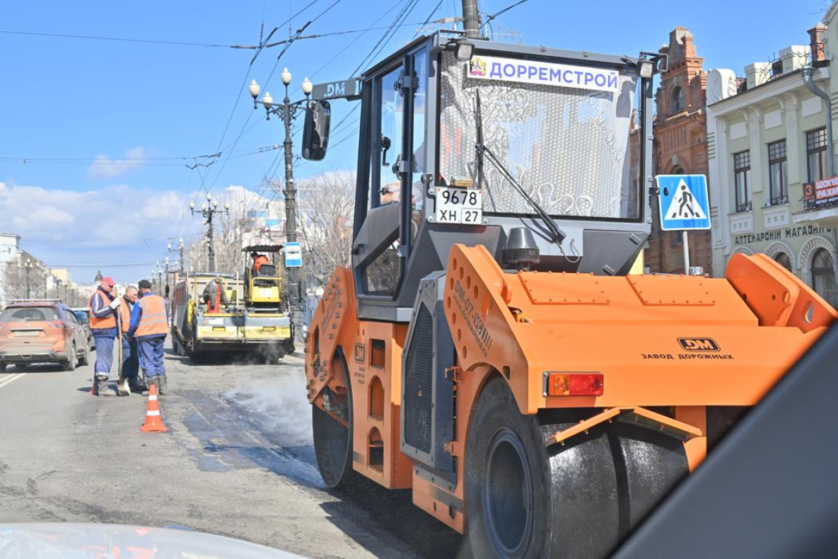 Ямочный ремонт дорог в Хабаровске начали с центра города