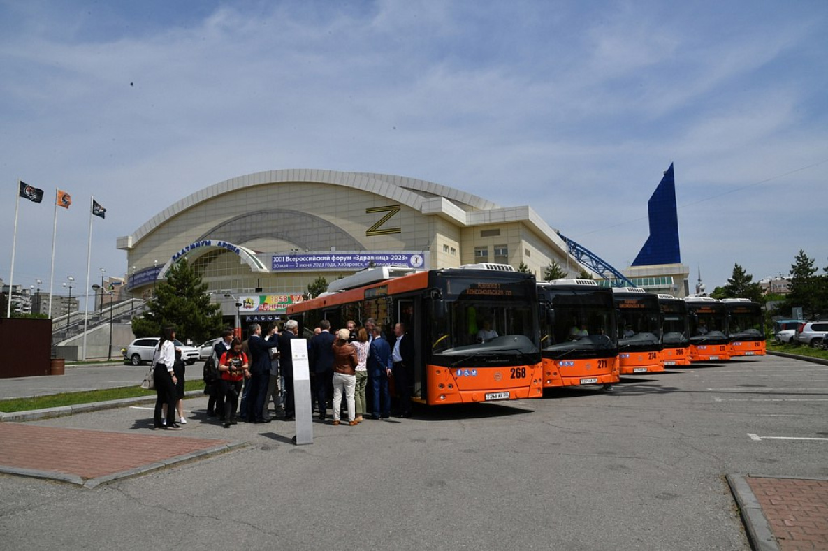 Автопарк общественного транспорта в Хабаровске пополнился новыми троллейбусами