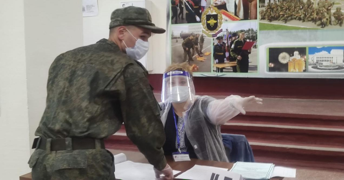 Хабаровские военные голосуют по поправкам в своих частях