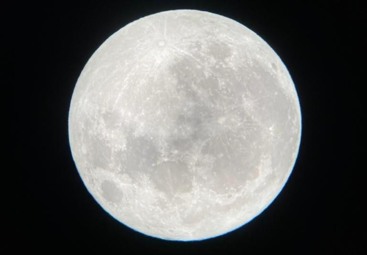 Хабаровчане увидят максимальное приближение Луны к Земле