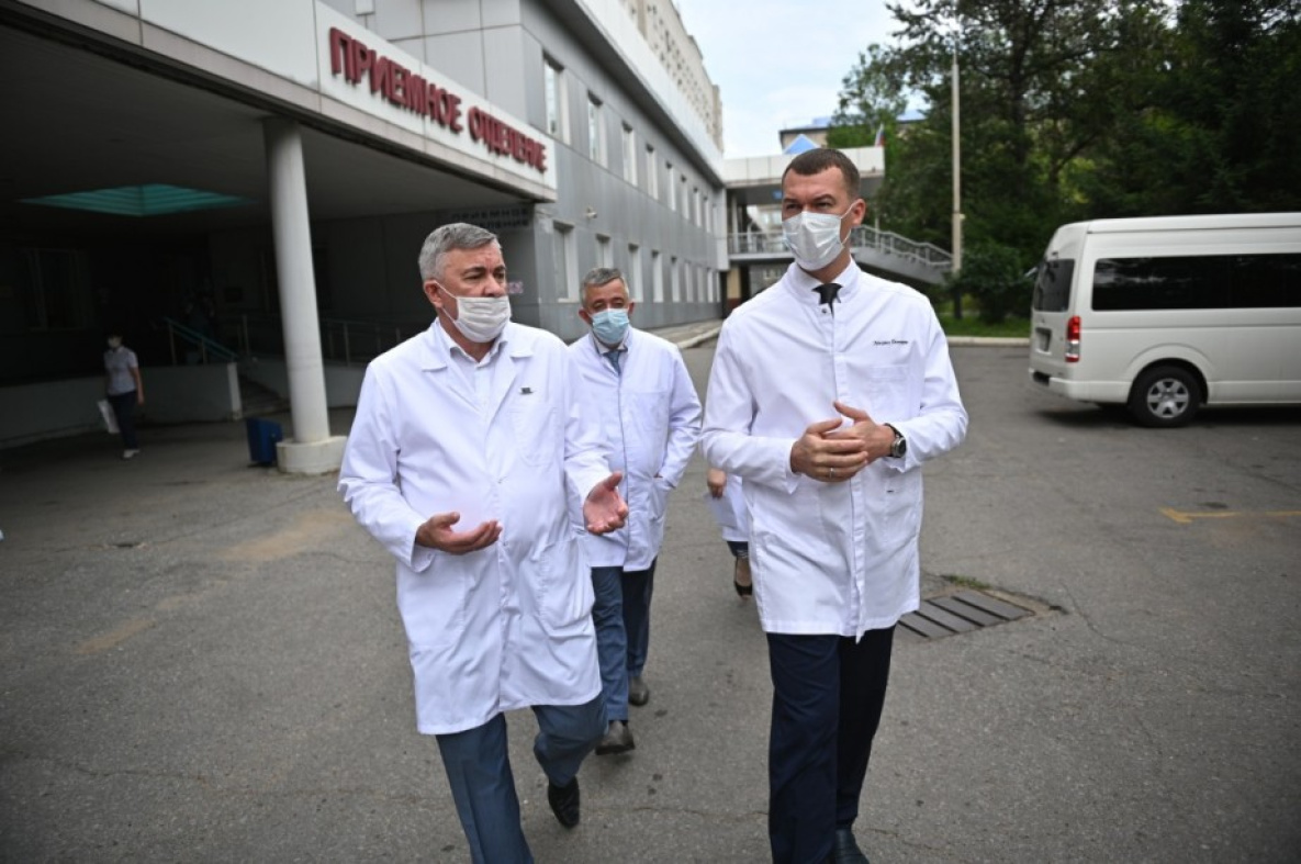 По поручению Михаила Дегтярева в краевой больнице №1 закупят новое оборудование 