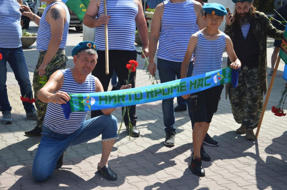 В Хабаровске отметили День воздушно-десантных войск