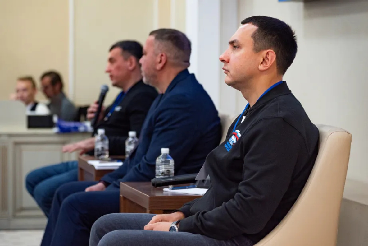 «Единая Россия» рассмотрела «Стратегию 2026» на «Заимке» в пригороде Хабаровска