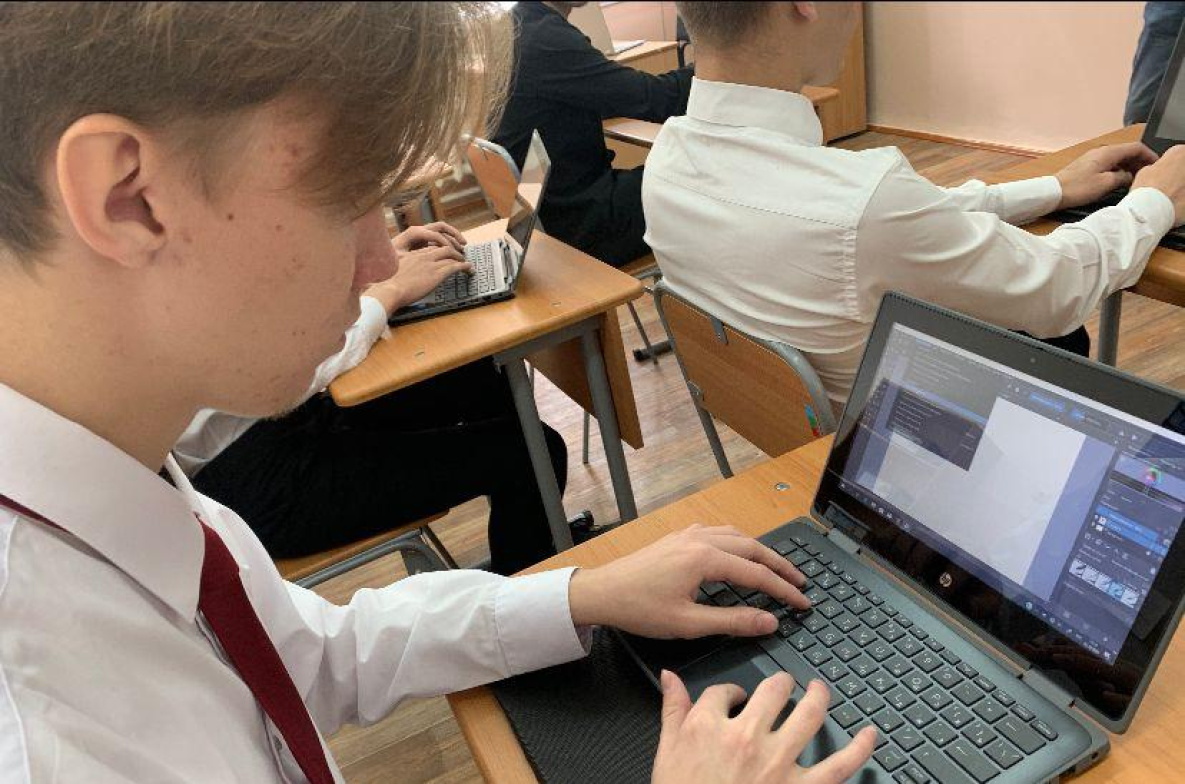 Школа из Николаевска-на-Амуре стала самой цифровой в стране
