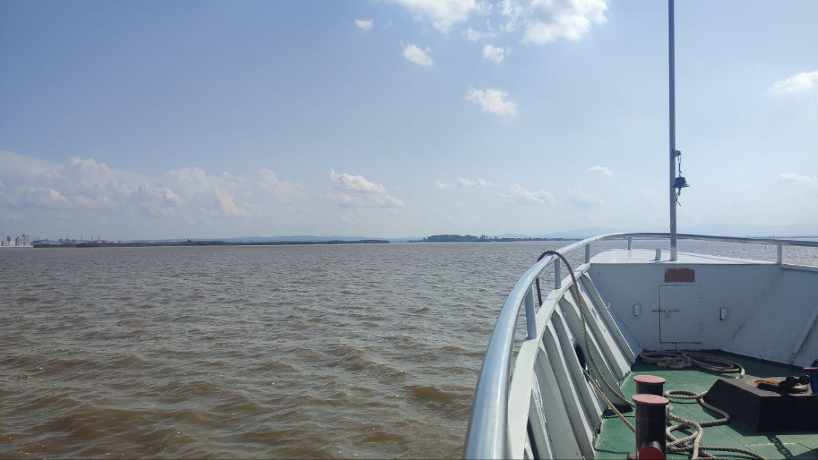 В Хабаровске из-за уровня Амура изменили график движения дачных теплоходов