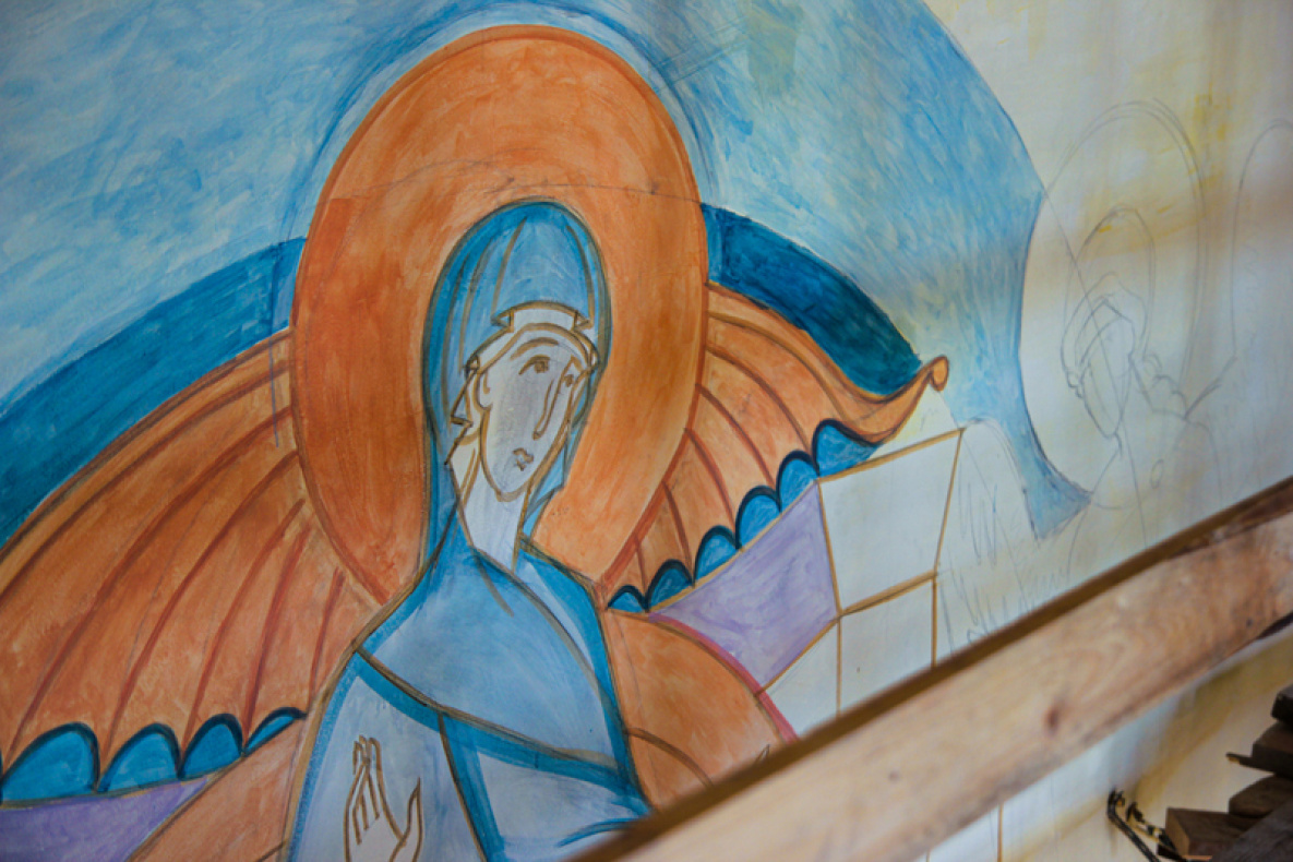 Московские иконописцы приступили к очередному этапу росписи главного собора Хабаровского края