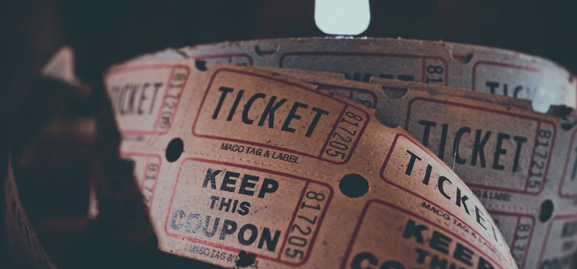 О мошенничестве с билетами в театр предупредили хабаровчан