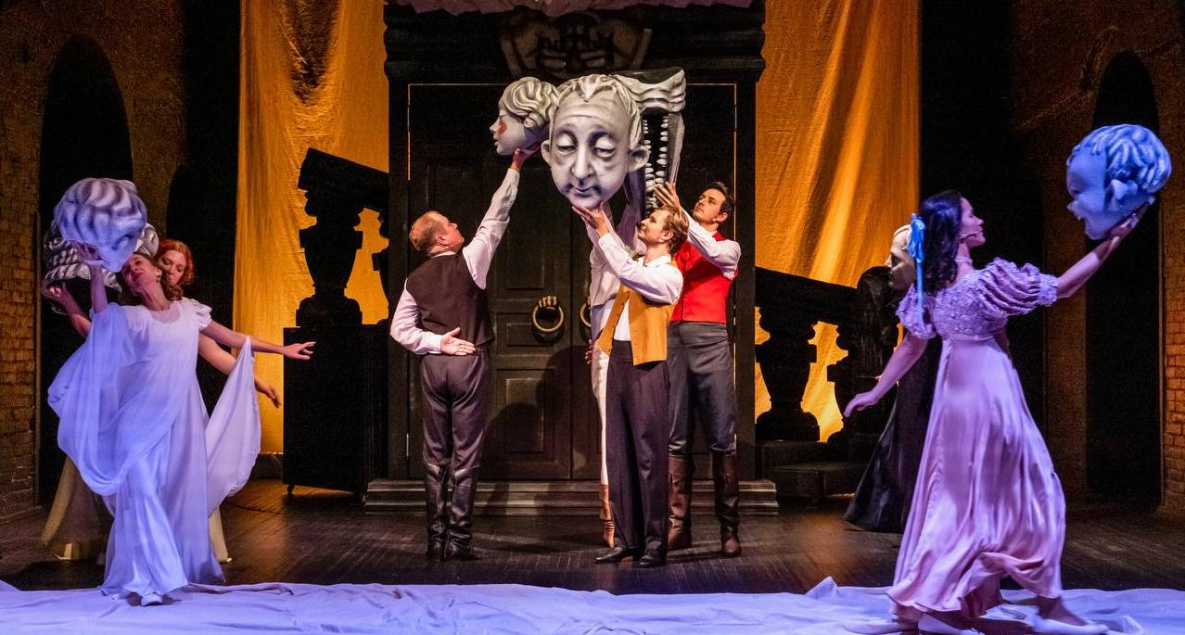 Хабаровские театры начинают показы лучших спектаклей прошлого года 