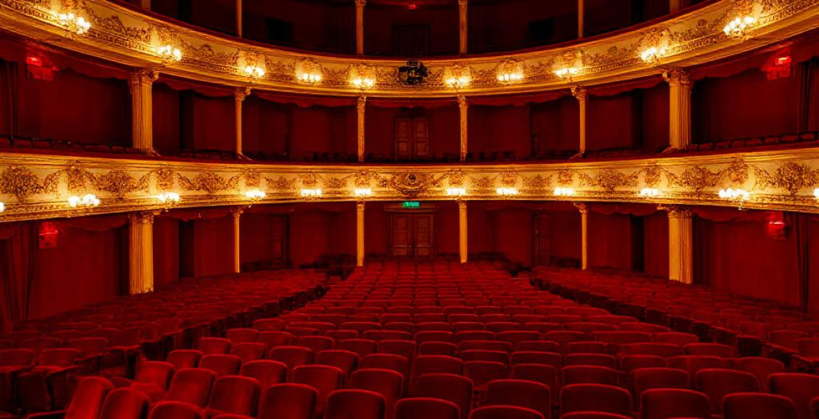 Жителям Хабаровского края предлагают выбрать новый облик музыкального театра