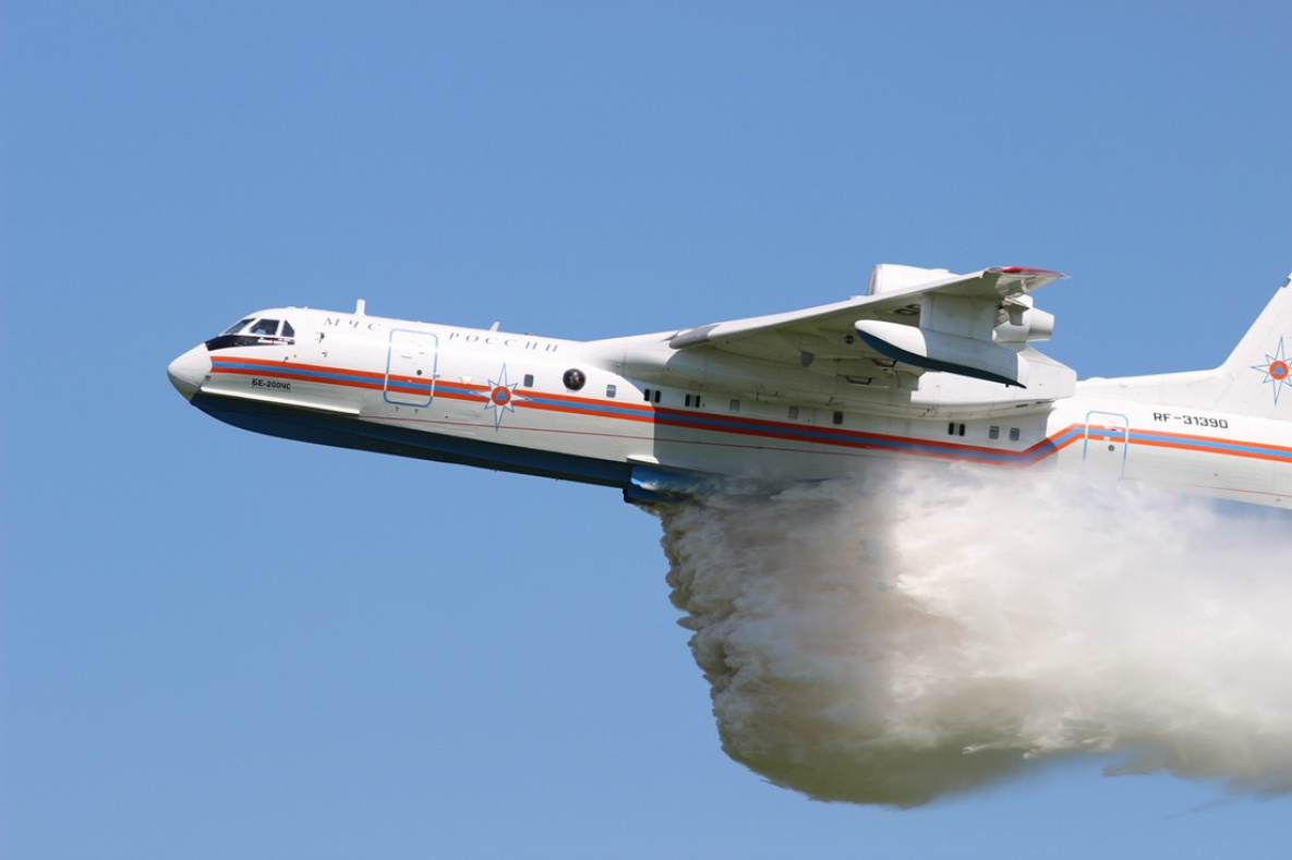 Амфибия Бе-200 из Хабаровска поможет тушить пожары в Якутии