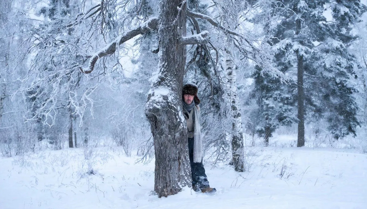 Праздники сегодня: День игры в прятки с зимой