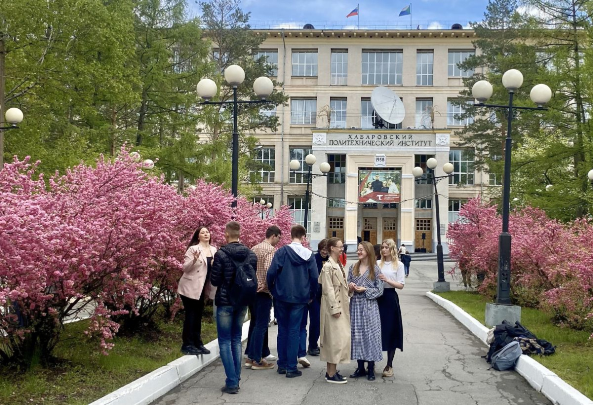 Цветение «Не сакуры» отметили в Хабаровске | 15.05.2024 | Хабаровск -  БезФормата