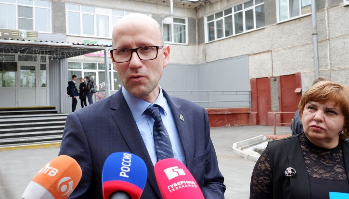 Министры Хабаровского края проверили школы на безопасность