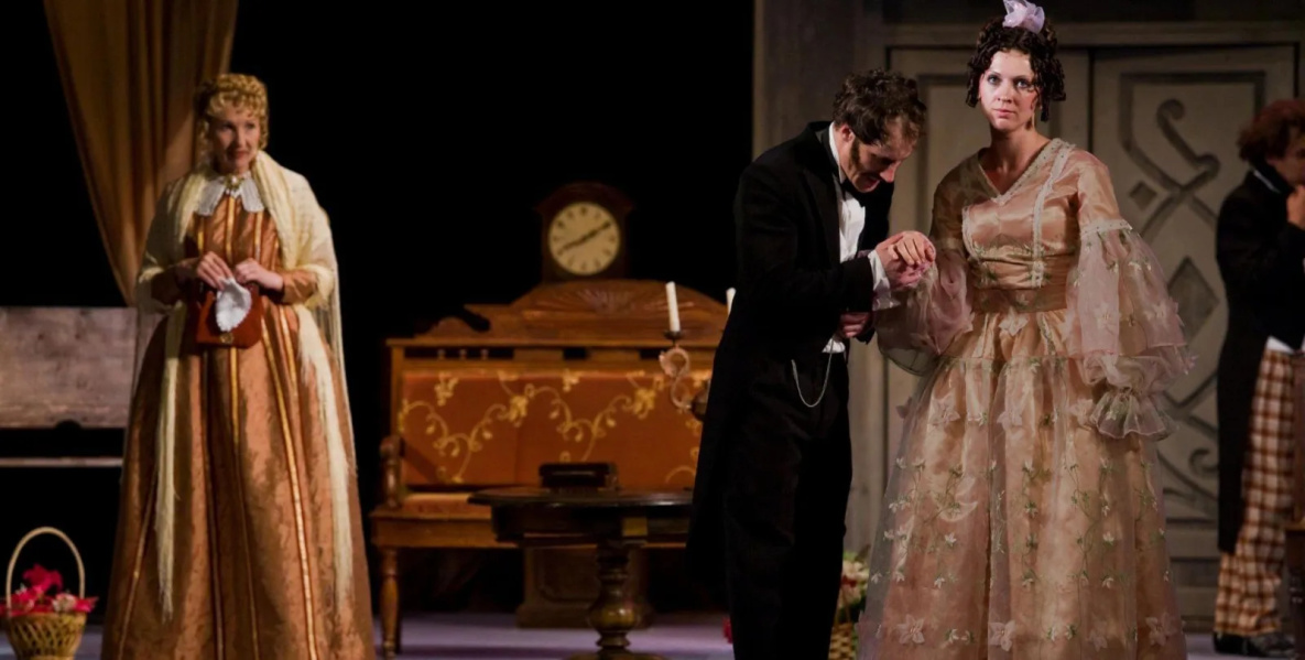 Театры и музеи Хабаровска подготовили для женщин праздничную программу