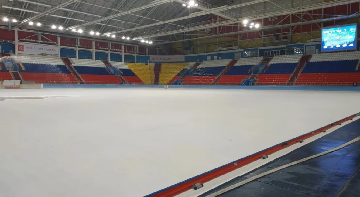 На экскурсию и первое массовое катание позвали хабаровчан в арену «Ерофей»