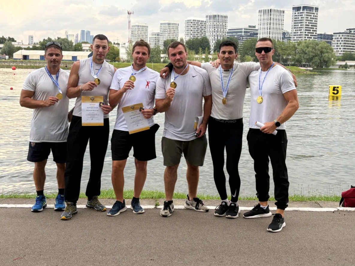 Хабаровчанин завоевал «золото» в гребле на лодках «Дракон» в Москве