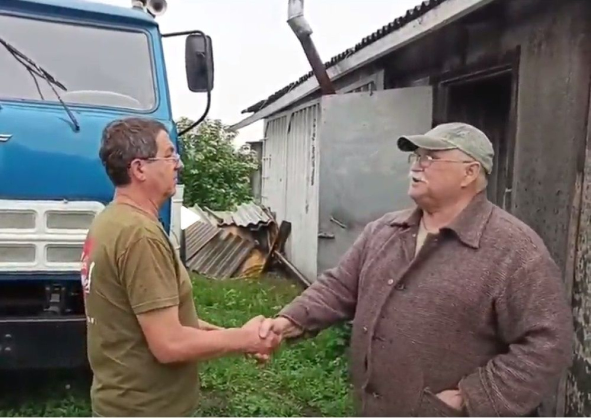 Житель Хабаровска передал свой грузовой автомобиль МАЗ в зону СВО